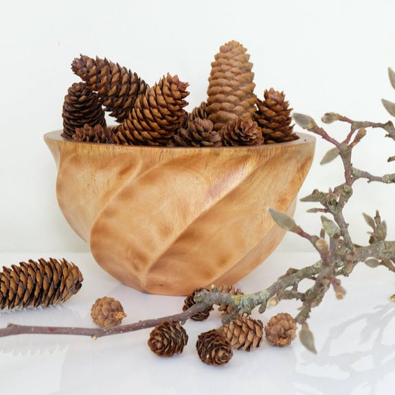 "Helix natur XL" ökologisch nachhaltige und handgefertigte Holzschale - Obstschale - Salatschale von SueBeeker