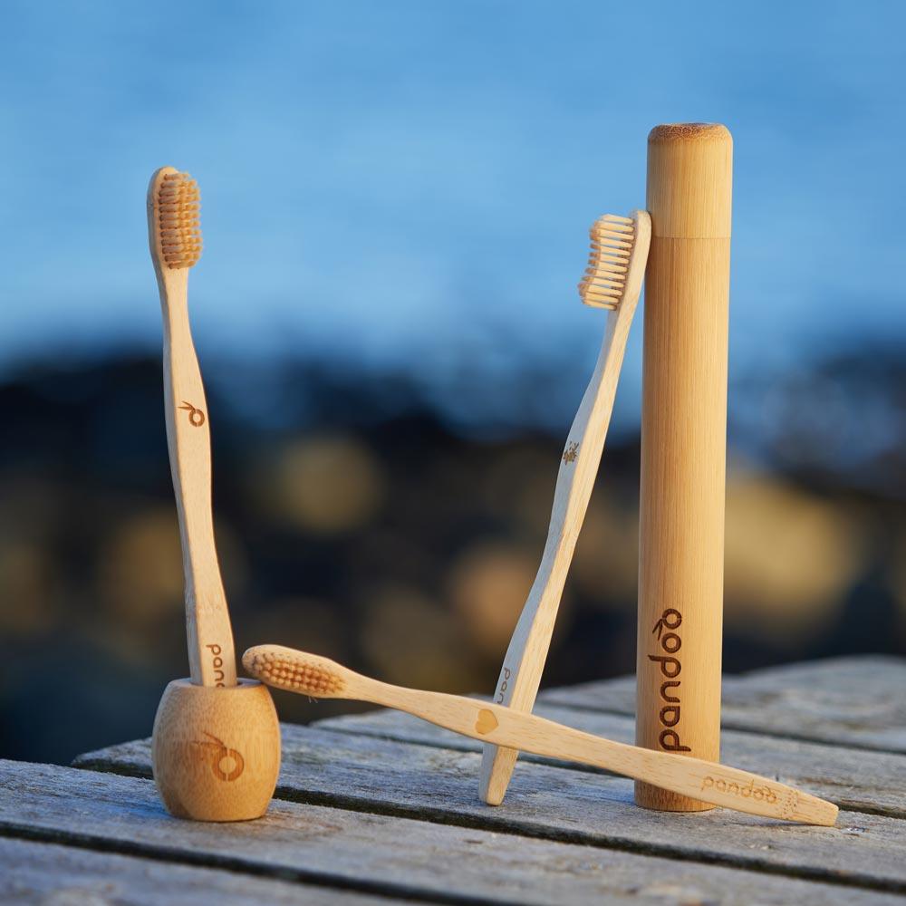 Nachhaltige Bambus Zahnbürsten für Erwachsene - 4 Stück